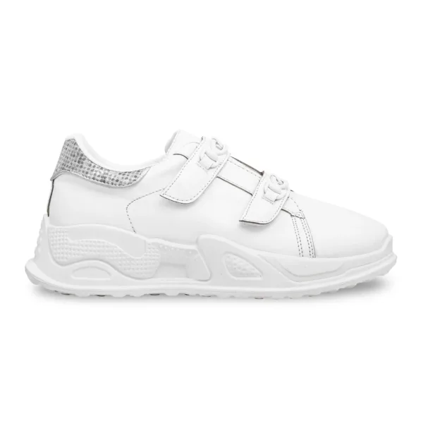 White Casual Sneaker