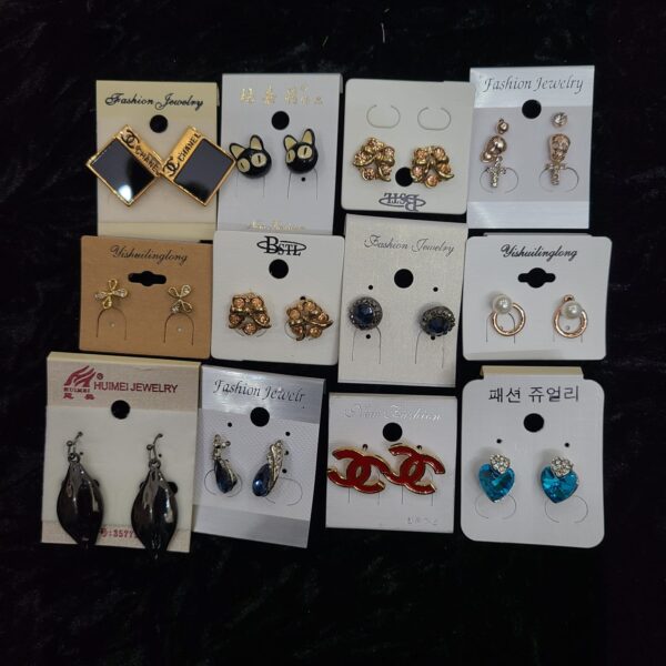 Important Branded Earrings Deal Get 12 Earrings - Image 4