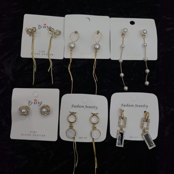 Ear Rings each card