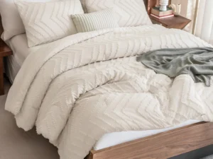 Andency Queen Comforter Set Beige, Comforters Queen Size Boho Cream Soft Warm Tufted Neutral Bedding Comforter Sets for Queen Bed, 3 Pieces Aesthetic Chevron Farmhouse Cute Bohemian Textured Bed Set